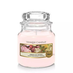 Yankee Candle - fresh cut roses mała 104g